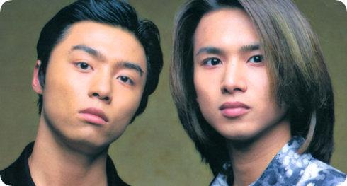 1992年,两个来自关西的13岁少年——堂本光一和堂本刚,组成了