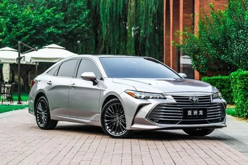 老师好,亚洲龙2019款2.5双擎豪华版和凯美瑞2021款2.