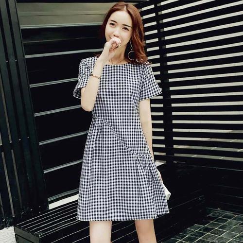 飞言含棉2020夏装新款中长款格子连衣裙女夏遮肚子减龄矮个子宽松裙子