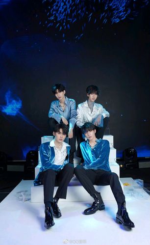 时代少年团第二季第二期公演舞台,世界名画,文轩翔霖