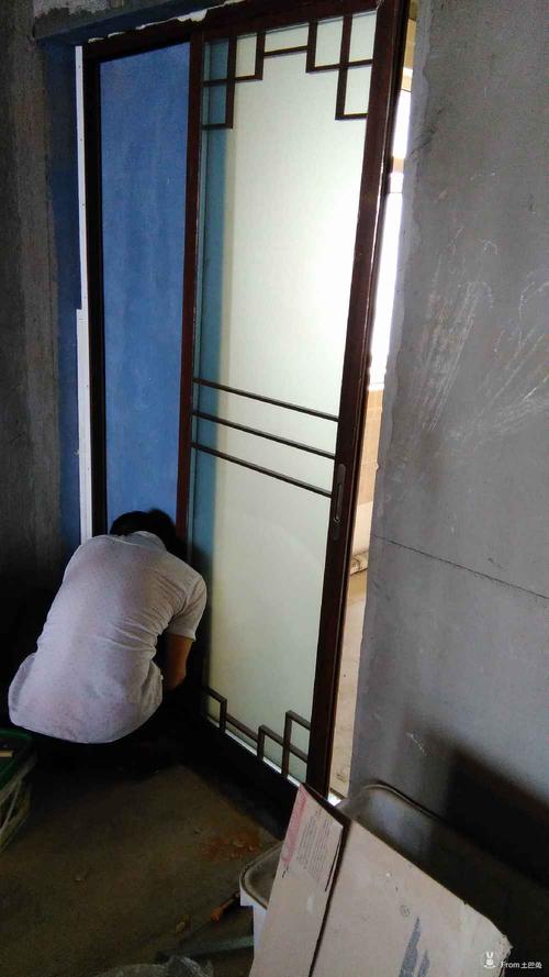 半包门套效果图