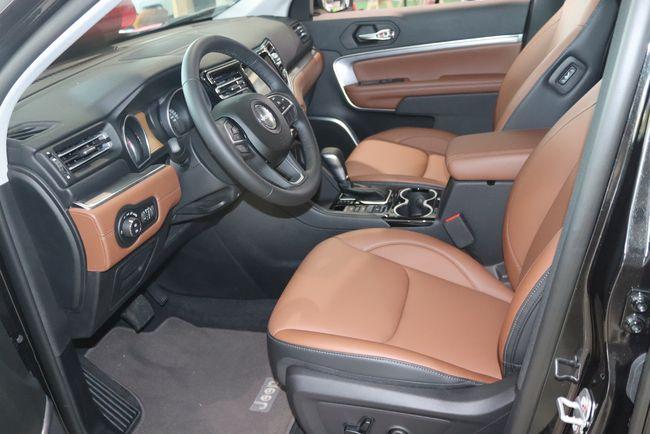 2022款jeep大指挥官到店外观辨识度高内饰大气能火吗