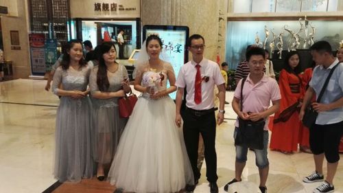 黄探宇吴晓露婚礼照片
