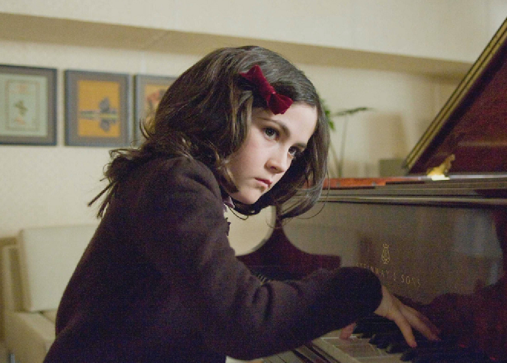 经典恐怖片《孤儿怨》将拍前传,伪萝莉主演回归,展现返老还童