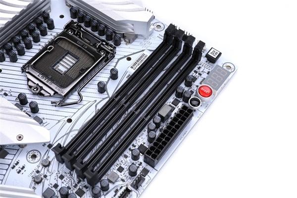 七彩虹发布两款z590白色主板原生支持pcie401399元起
