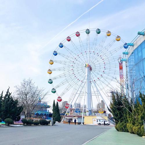 在大连星海公园拍的摩天轮