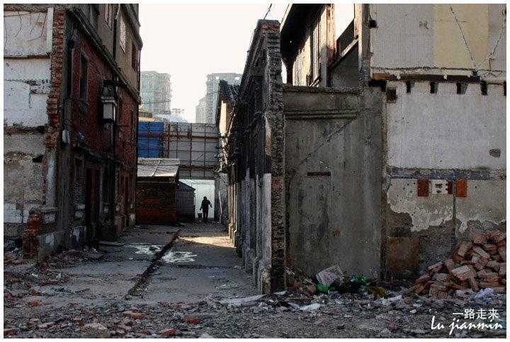 有石库门的废墟