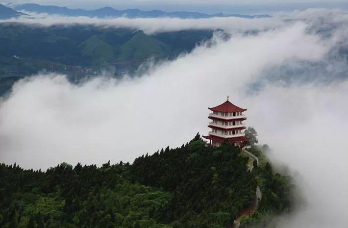 达州凤凰山红军亭(图片来自网络)