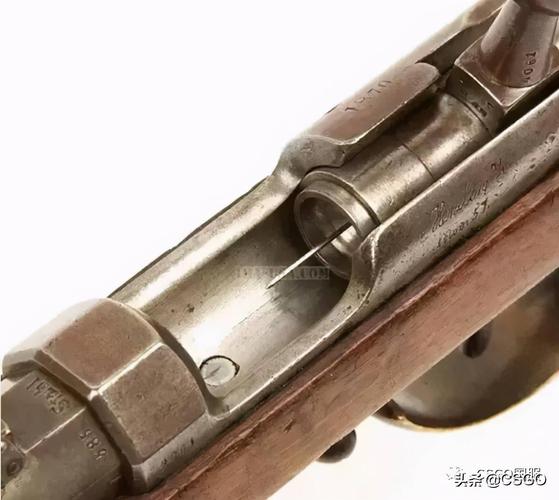 csgo与现实53真男人都爱拉大栓枪栓是怎么来的