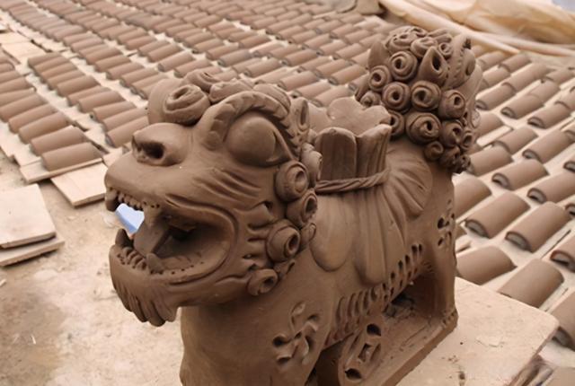 宝鸡扶风艺人用泥巴雕塑精彩世界