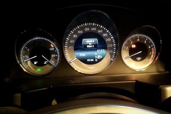 改款 glk 300 4matic 时尚型  发布时间:2018-09-27 10:22:41  仪表盘