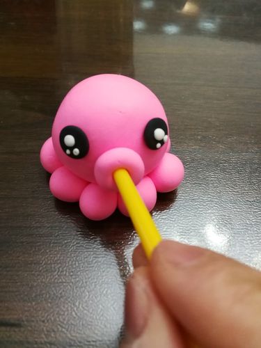 王莽街道中心幼儿园——中二班彩泥手工制作