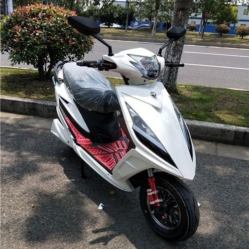 台铃爱玛新款特价战速电动车60v72v电动摩托自行车
