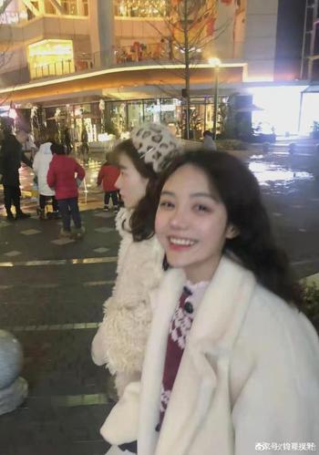 "玫瑰机关枪"——虐恋下凋零的玫瑰