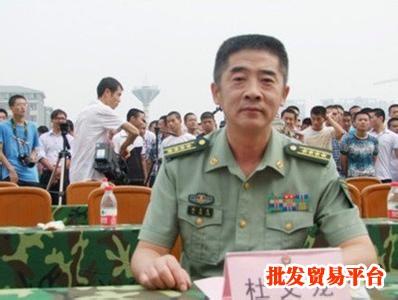军事专家杜文龙简历 杜文龙年龄个人资料简介照片
