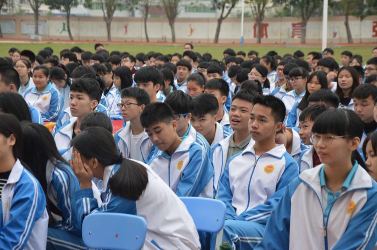 美丽的电海附中