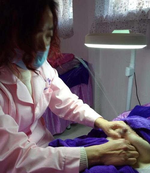 成都催乳师培训林老师:到底学习催乳师难不难