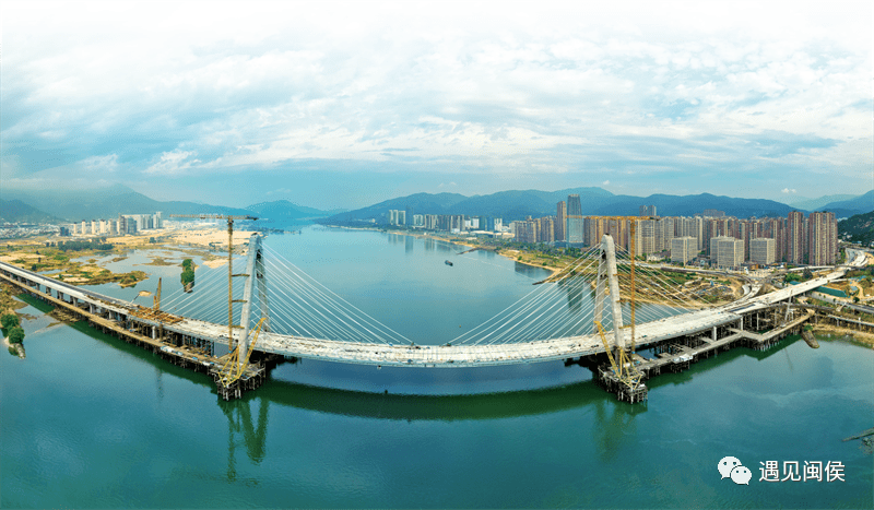 闽侯县位于福州西南的闽江之畔,旗山之麓,拥有2200年城建史,素称"八闽