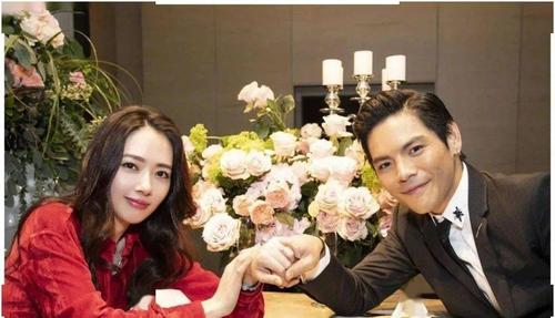 向佐送郭碧婷独一无二的戒指珠宝私人定制凭什么越来越受年轻人喜爱