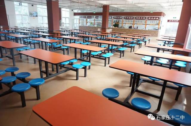 com 大报告厅——"德正厅" 学生宿舍 新华区石家庄市公办十二中高中部