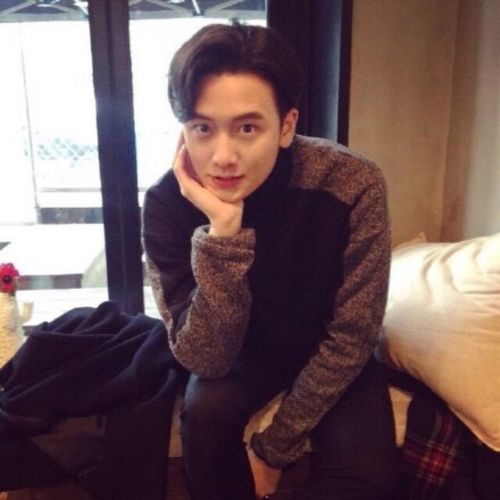 高清 韩版 男生 头像