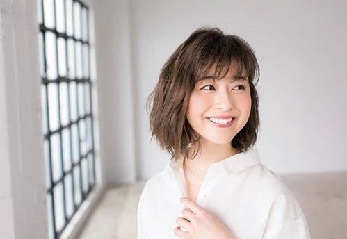 日本小姐姐分享的初春新发型,清新减龄,换个发型,气质