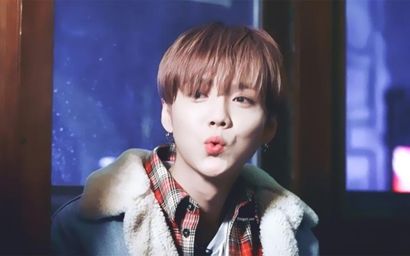 你是不是也被他圈粉了呢,分享一组帅气鹿晗最新宽屏图片,一起欣赏吧