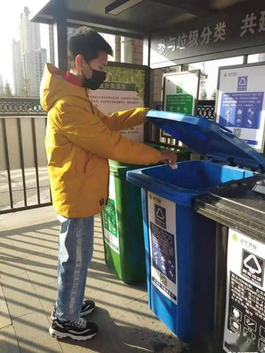 【雄鹰翱翔 看我少年】 新城区丁香路小学"垃圾分类 红领巾先行"