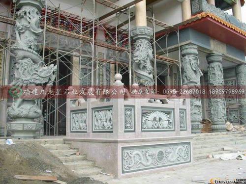 福建石雕厂供应石雕盘龙柱 青石单龙柱 双龙石柱