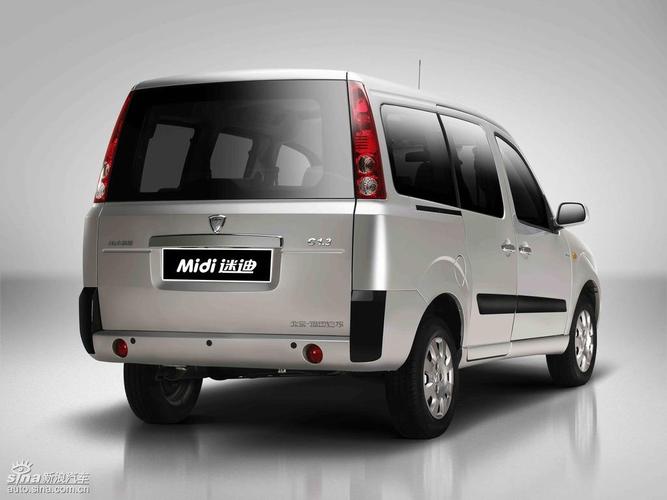 福田迷迪资料图片