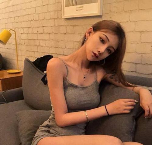 快手宇霸霸福利生活照快手网红美女宇霸霸微博生活照写真套图