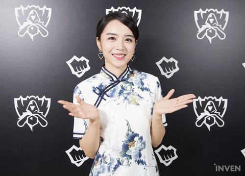 【加友翻译】余霜接受韩媒 inven global 专访