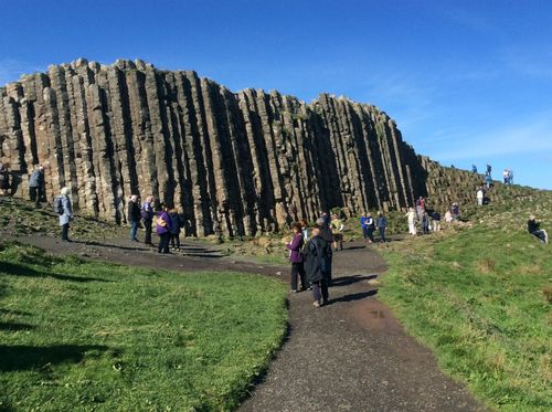 giants causeway coastal tours (ballycastle)