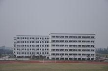 绍兴县鉴湖中学