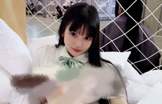 小尤奈是谁 广州漫展小尤奈jk事件