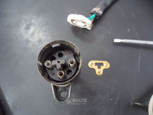 捡了个电动车锁芯拆开看看