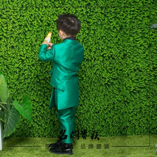 新款儿童礼服走秀写真t台演出服墨绿色小童披肩西装礼服潮服定制