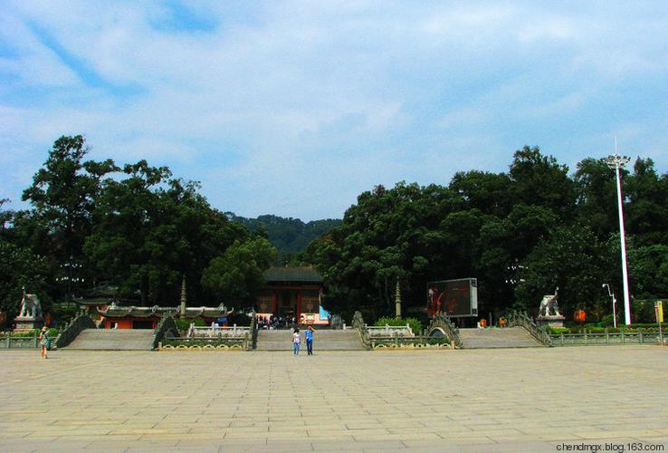原创〕行摄南粤(97)韶关南华禅寺《1》寺门广场