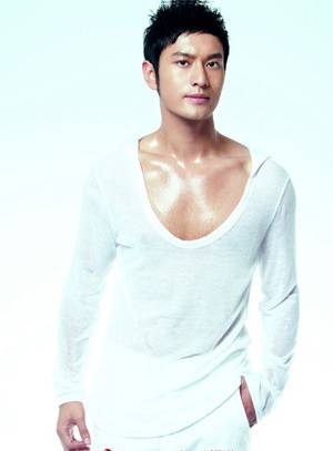 黄晓明拍摄新专辑封面照 造型返璞归真(图)