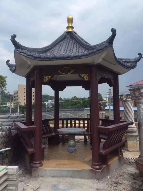 "艺高景观"新农村建设 市政公园小区仿木凉亭融入其中