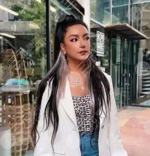 快乐女声江映蓉照片对比丨近照整容痕迹明显