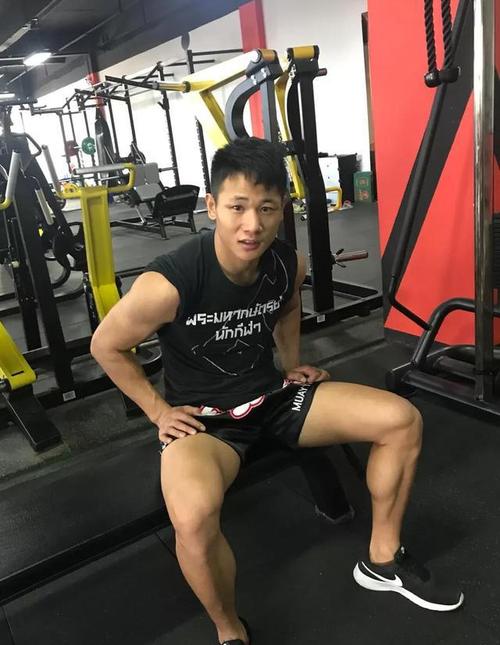 下一战回归自由搏击邓泽奇表示要将一场胜利送给她