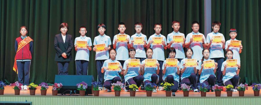 筑梦国杰风华展国杰实验学校初中部举行七八年级20202021学年第二学期