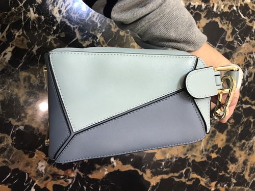 loewe罗意威中号puzzle蓝拼_罗意威包包怎么样_puzzle