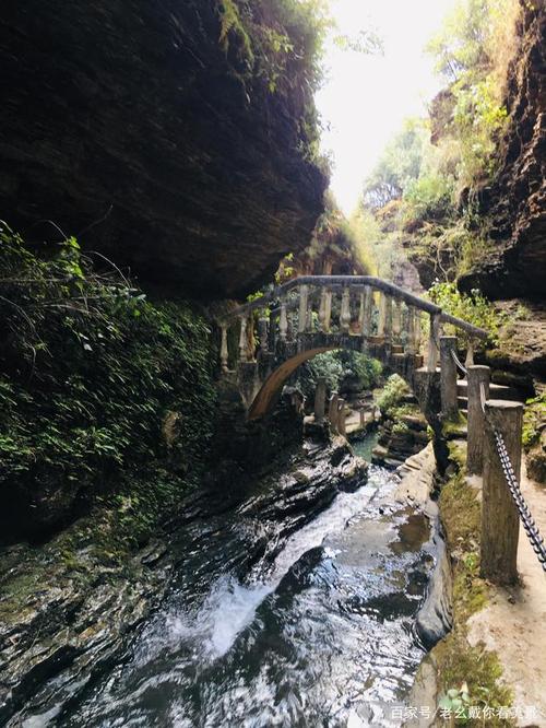 风景如画的云南寻甸石板河风景区
