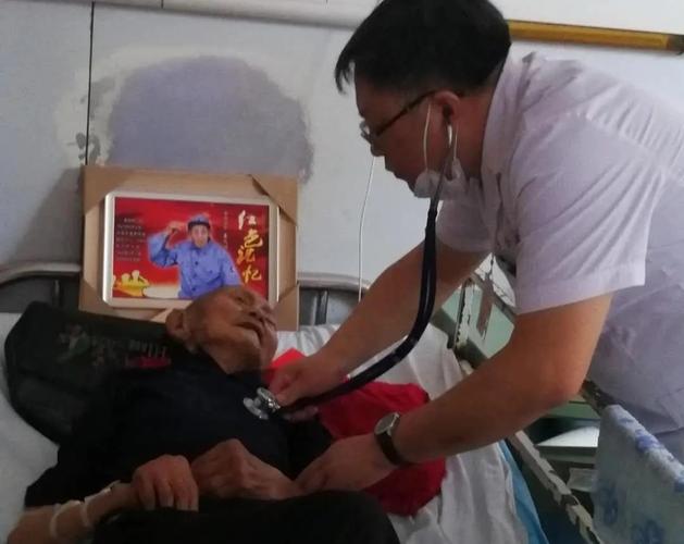 威海市文登区人民政府 工作动态 抗战胜利日,感恩老兵