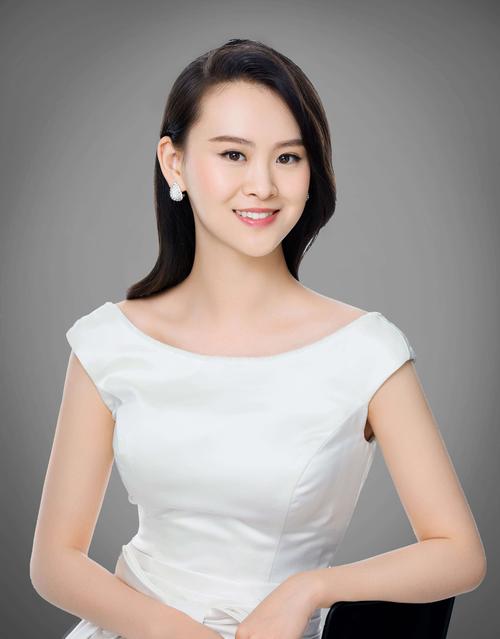 潘杭苇