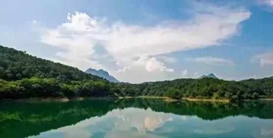 广东清远这些绝美湖泊,宛如一幅幅秘境风景画,适合周末自驾!