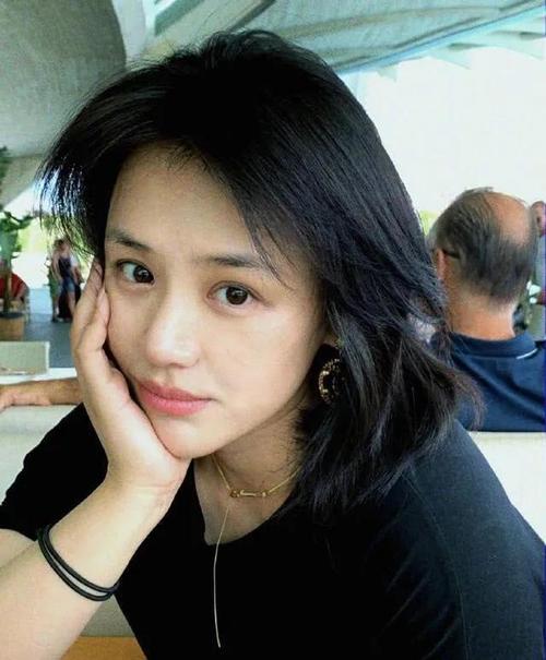 去掉美颜滤镜后,马思纯的素颜被吐槽?我却默默点赞!