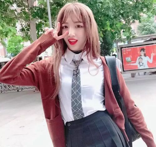 有一种后天女神叫艾比,看到整容后的对比